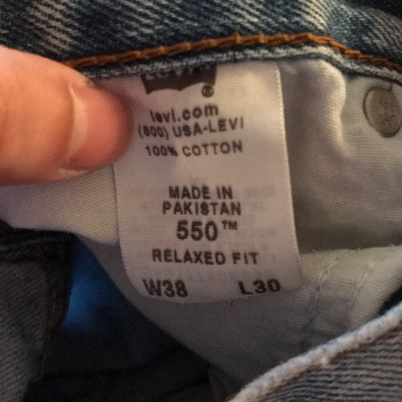 Y2K Light-Wash Relaxed Fit Levi Mom Jeans - Picture 8 of 8